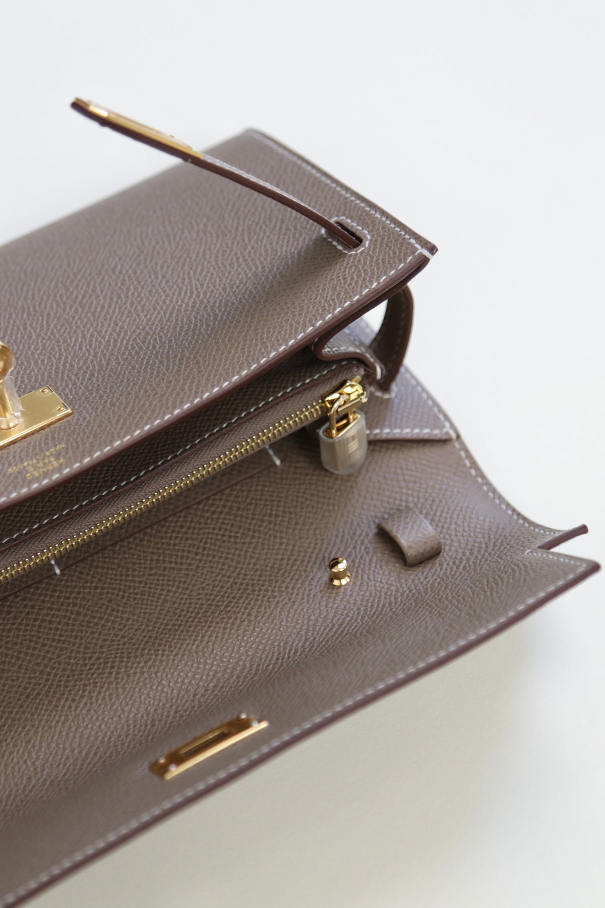 Hermès 2024 Kelly Classique To Go Wallet Epsom GHW